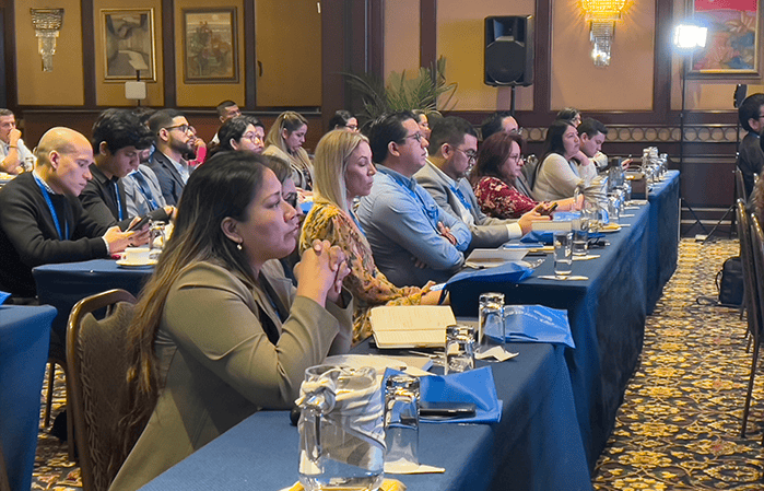 Audiencia · Salón principal